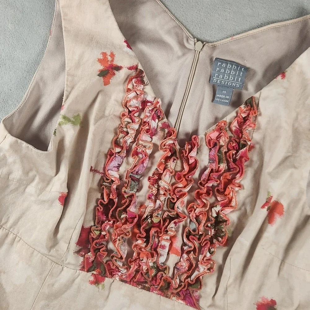 Rabbit‎ Designs 14 Beige Mini A Line V Neck Ruffle Floral Dress Cottagecore